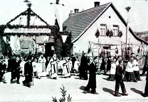 Sulzheim - (Foto von 1948) Katholische Osterprozession (12)