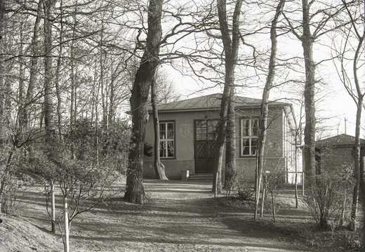 Ober-Hilbersheim - (Foto von 1927) Turnhalle / Zugang