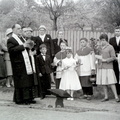 Katholische Kirche - (Foto von 1959) Besuch des Bischofs Albert Stohr (01)