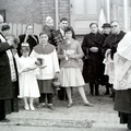 Katholische Kirche - (Foto von 1959) Besuch des Bischofs Albert Stohr (03)