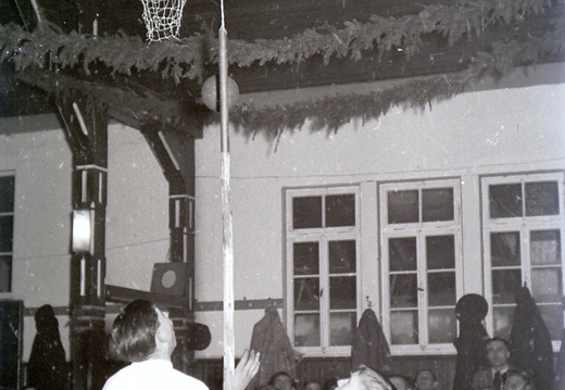 Radfahrer-Verein - (Foto von 1951) Saalsportfest Neujahr (17)