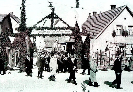 Sulzheim - (Foto von 1948) Katholische Osterprozession (10)