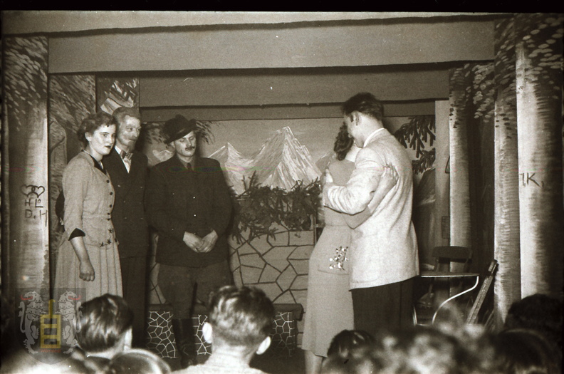 1952_FRnnn_Theater_Wolfsheim_6.jpg