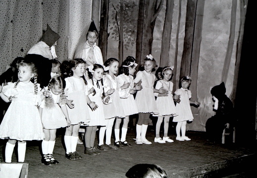 Kindergarten - (Foto von 1953) Weihnachtsfeier (06)