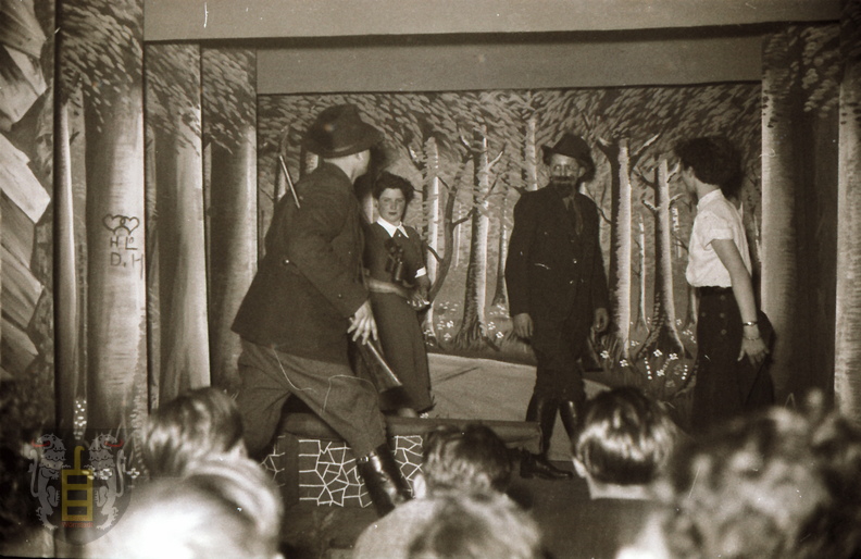 1952_FRnnn_Theater_Wolfsheim_1.jpg