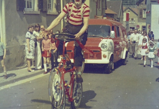 Radfahrer-Verein - (Foto von 1974) 75-jähriges Jubiläum / Festzug (57)