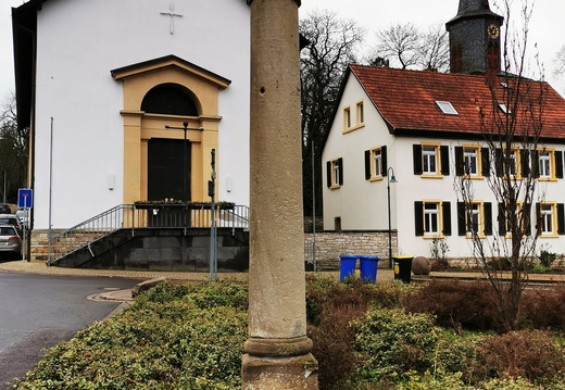 Gemeinschaftsbild - (Foto von 2023) Exponat "Säule vom Wörrstädter Schloss" 