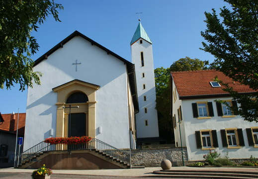 Katholische Kirche - (Foto von 2021) 