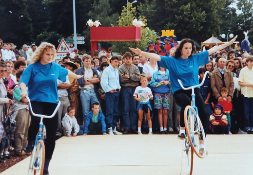 1996