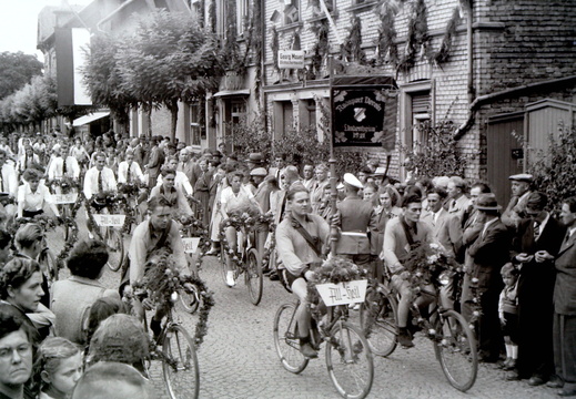 Radfahrer-Verein - (Foto von 1952) Radfahrerfest (11) 