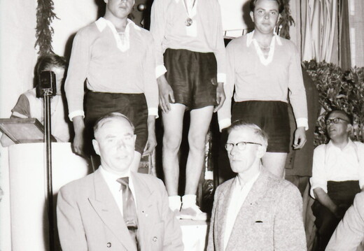 Radfahrer-Verein - (Foto von 1957) Radfahrer Fest / Kunstradwettbewerb (88)