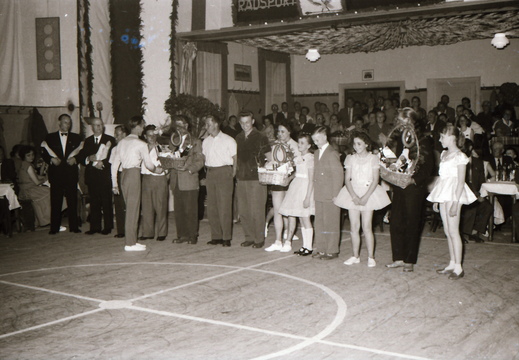 Radfahrer-Verein - (Foto von 1957) Radfahrer Fest / Kunstradwettbewerb (28)