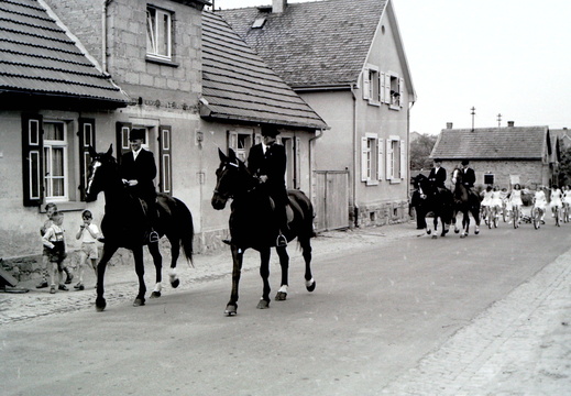 Karnevalverein - (Foto von 1958) Festzug der Fanfaren (10)