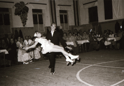 Radfahrer-Verein - (Foto von 1957) Radfahrer Fest / Kunstradwettbewerb (19)