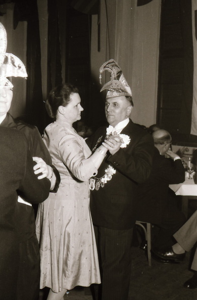 Gau-Algesheim - (Foto von 1957) Hofball (9).jpg
