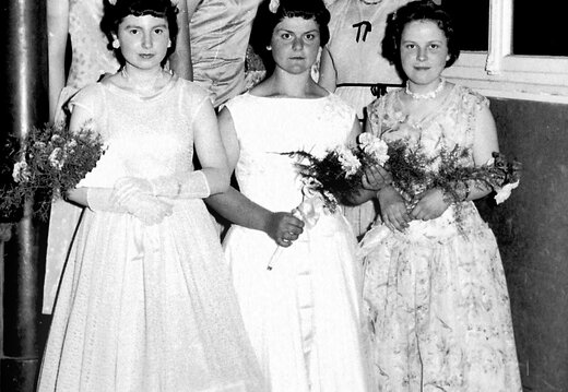 Nieder-Saulheim - (Foto von 1957) Tanzschulball (14)