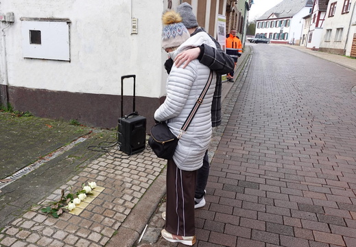 Stolpersteine 2.0 - (Foto von 2025) Verlegung am 19.11.2025 (48) Pariser Str. 70
